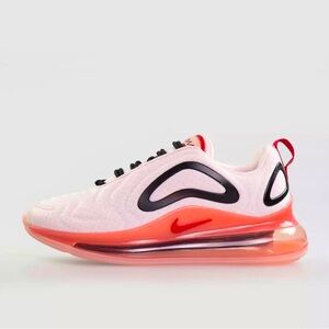 Women’s Nike Air Max 720 Coral Pink White.   Size 9AR9293-602